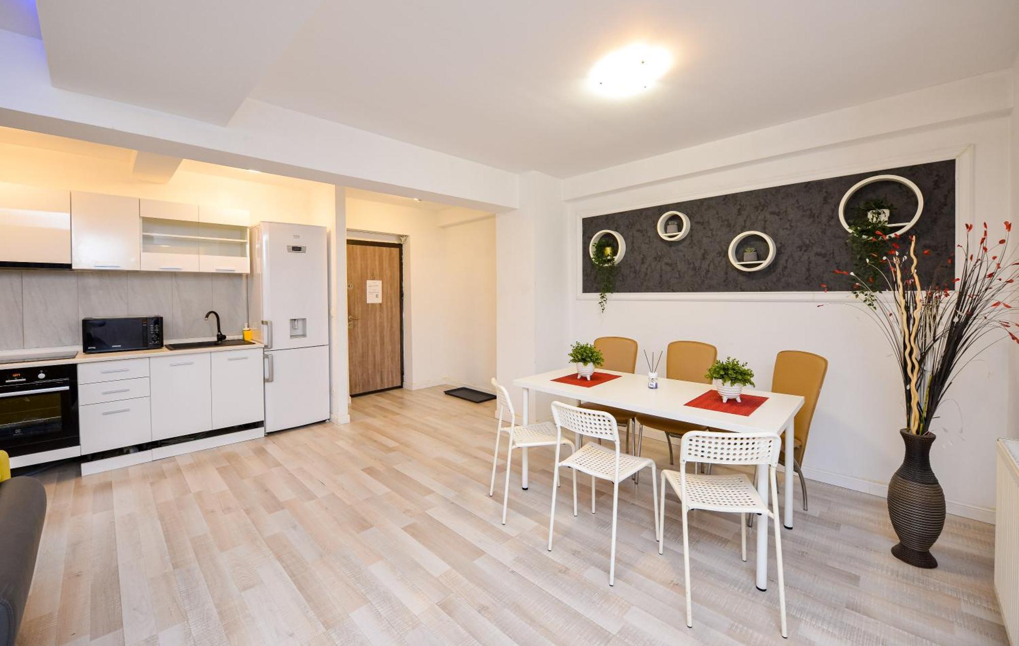 Adam And Eve Luxury - Shabbat Friendly * Bucureşti